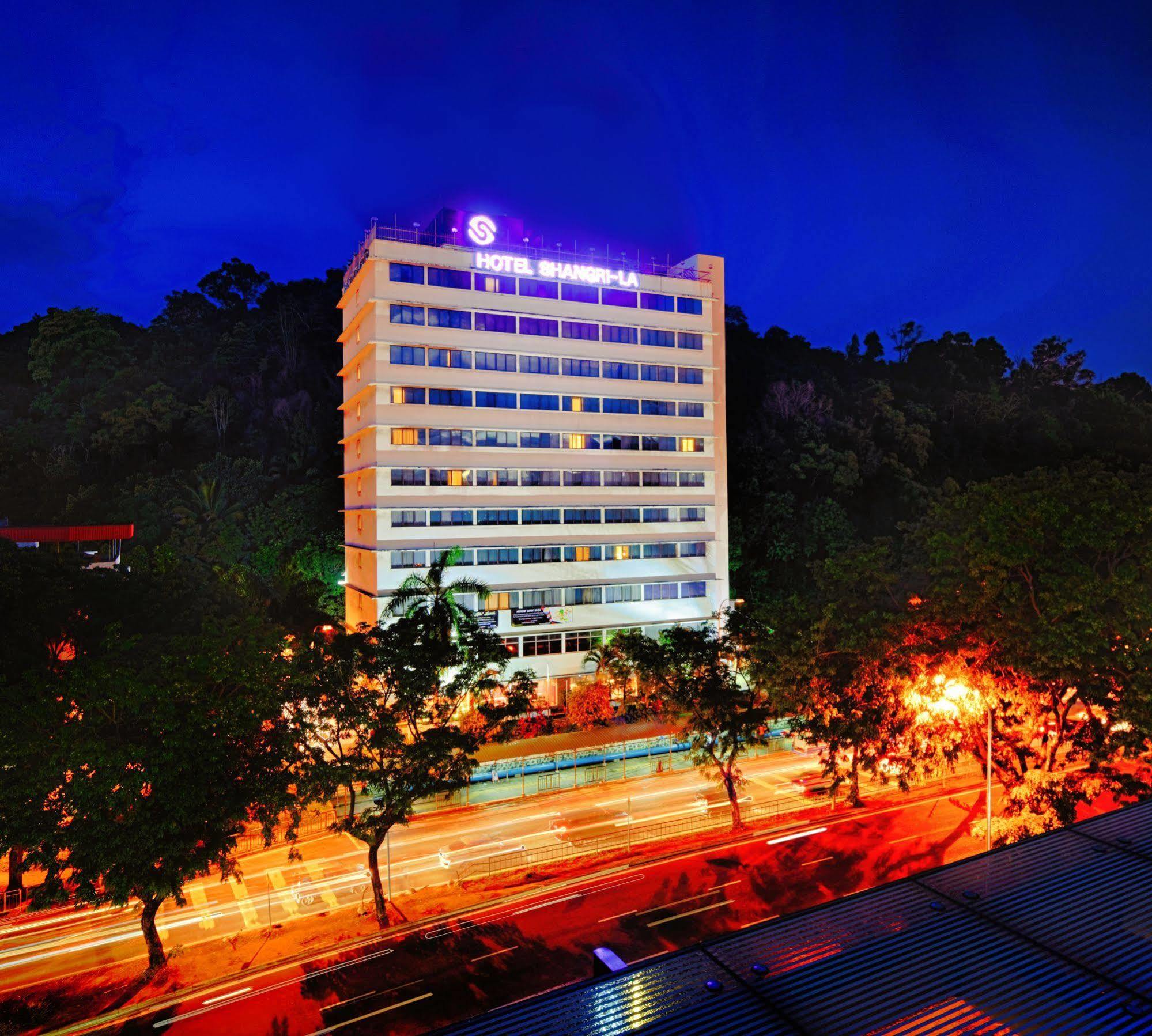 Shangri-la Hotel